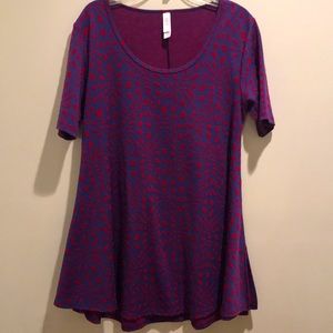 LulaRoe Perfect shirt size XS.